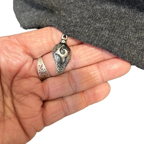 Extravert by Ritva Kariniemi 100% Lambswool Cowl Neck Ebelished Gray Sweater M/L - Picture 6 of 10